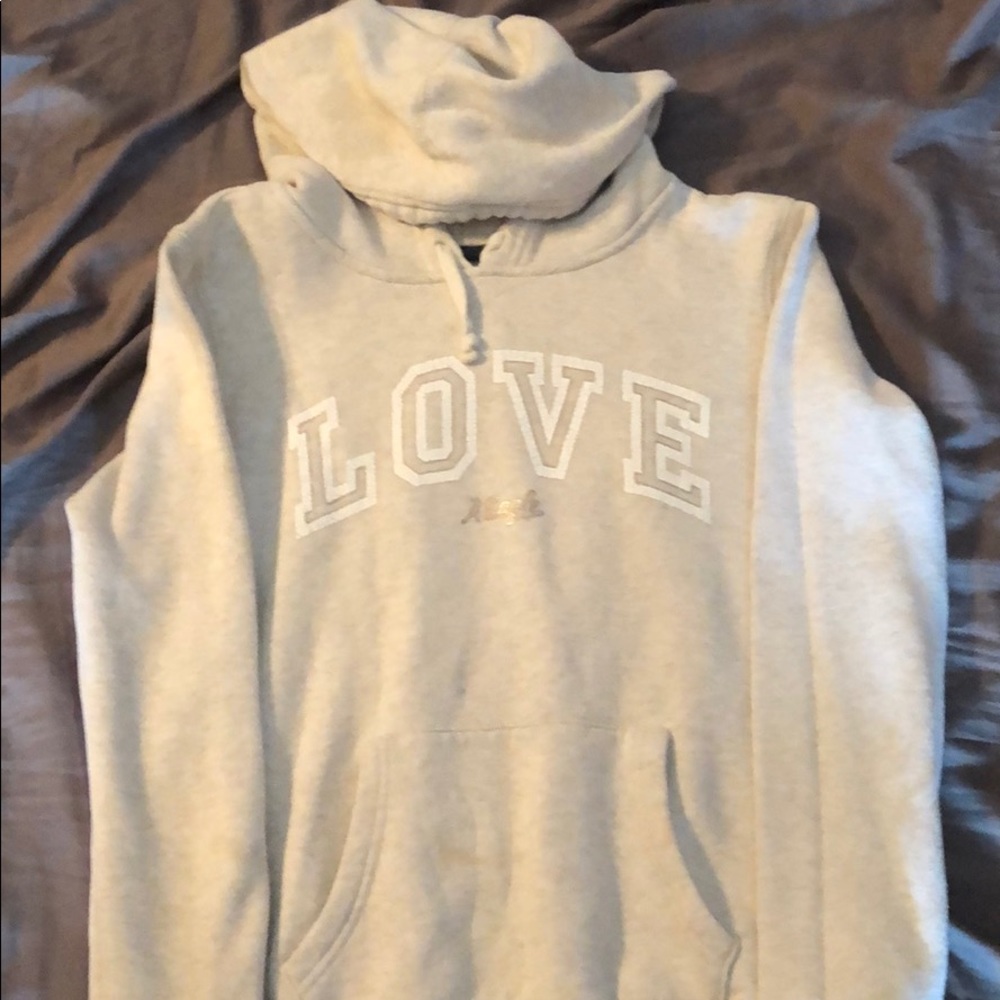 American eagle sweatshirt